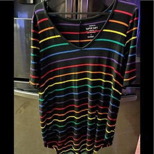 Torrid long top size 1 which is 12. Long tunic.